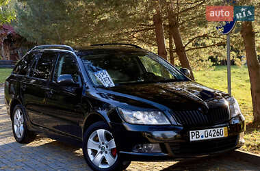 Универсал Skoda Octavia 2010 в 