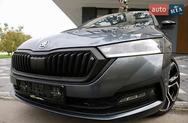 Универсал Skoda Octavia 2021 в 