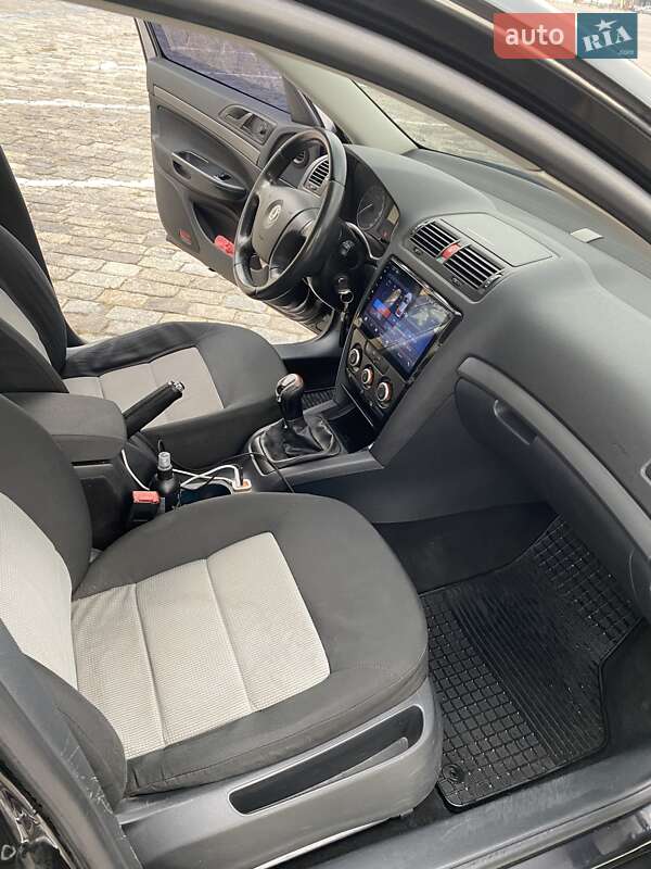 Лифтбек Skoda Octavia 2008 в Харькове