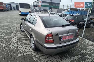 Лифтбек Skoda Octavia 2009 в 