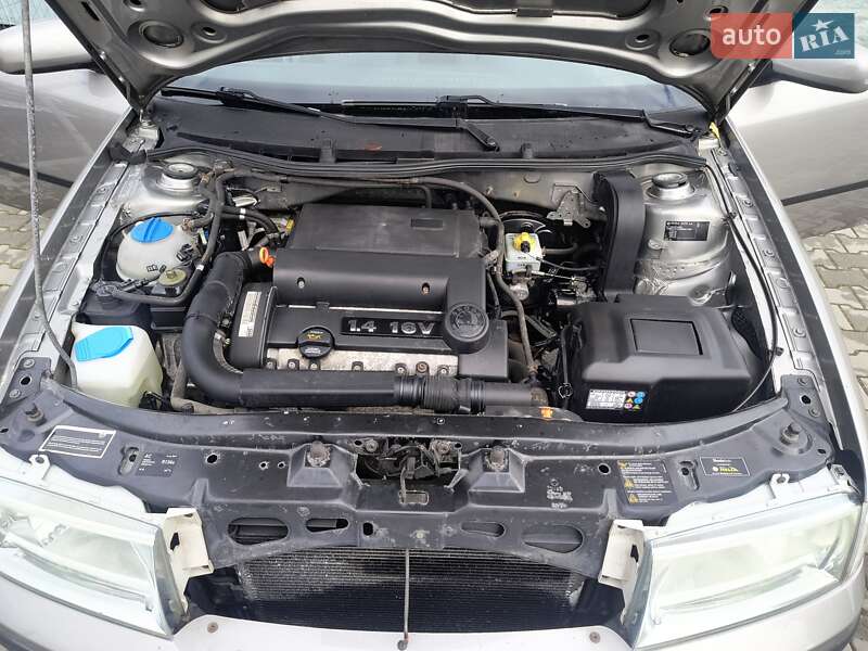 Ліфтбек Skoda Octavia 2009 в Нововолинську фото 12 Ліфтбек Skoda Octavia 2009 в Нововолинську