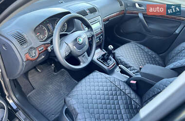 Лифтбек Skoda Octavia 2011 в 
