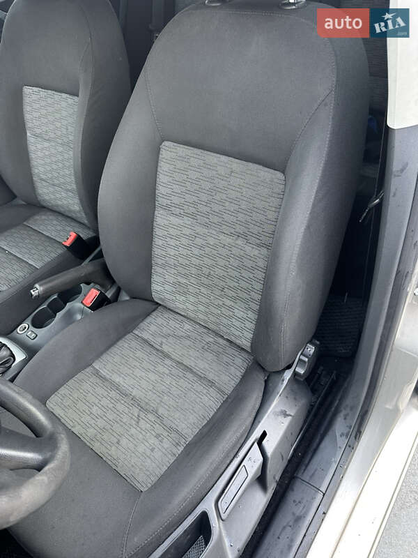 Лифтбек Skoda Octavia 2010 в Киеве