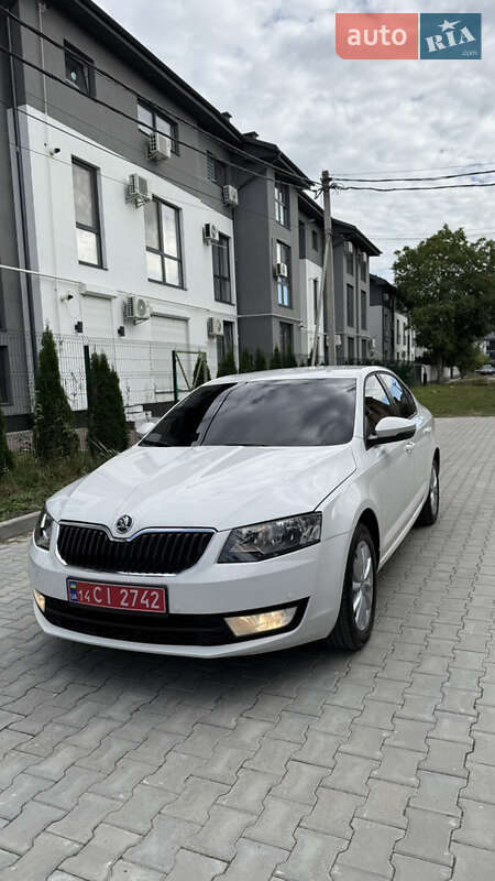 Лифтбек Skoda Octavia 2014 в Ужгороде