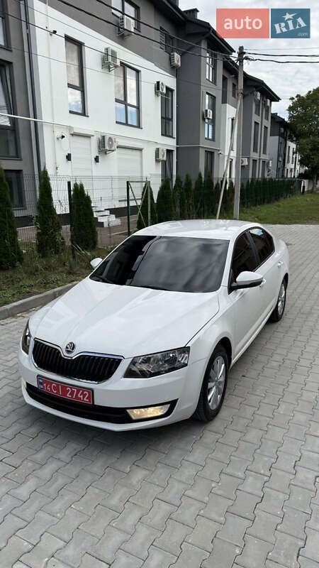 Лифтбек Skoda Octavia 2014 в Ужгороде