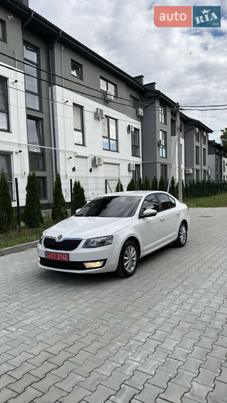 Лифтбек Skoda Octavia 2014 в Ужгороде