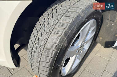 Ліфтбек Skoda Octavia 2011 в  фото 21 Ліфтбек Skoda Octavia 2011 в