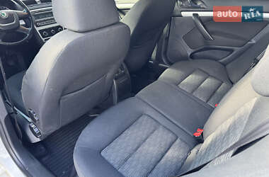 Ліфтбек Skoda Octavia 2011 в  фото 41 Ліфтбек Skoda Octavia 2011 в
