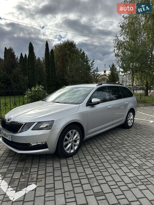 Универсал Skoda Octavia 2020 в Луцке фото 2 Универсал Skoda Octavia 2020 в Луцке