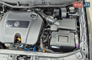 Ліфтбек Skoda Octavia 2010 в 