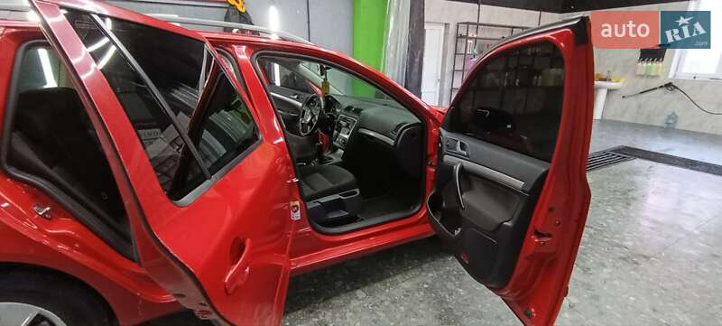 Універсал Skoda Octavia 2012 в Надвірній фото 13 Універсал Skoda Octavia 2012 в Надвірній