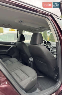Универсал Skoda Octavia 2011 в 