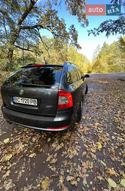 Універсал Skoda Octavia 2011 в 