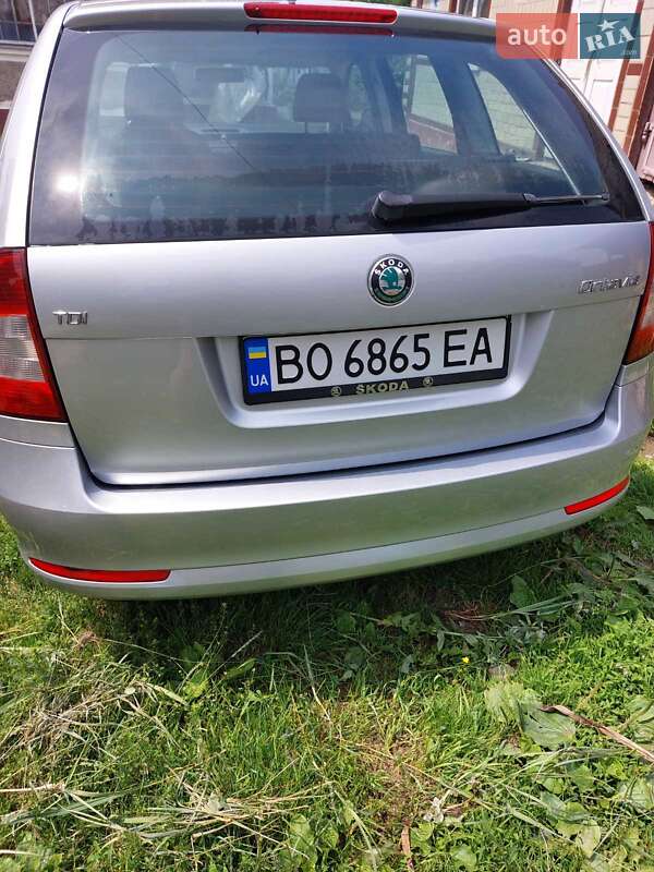 Универсал Skoda Octavia 2013 в Кременце фото 24 Универсал Skoda Octavia 2013 в Кременце