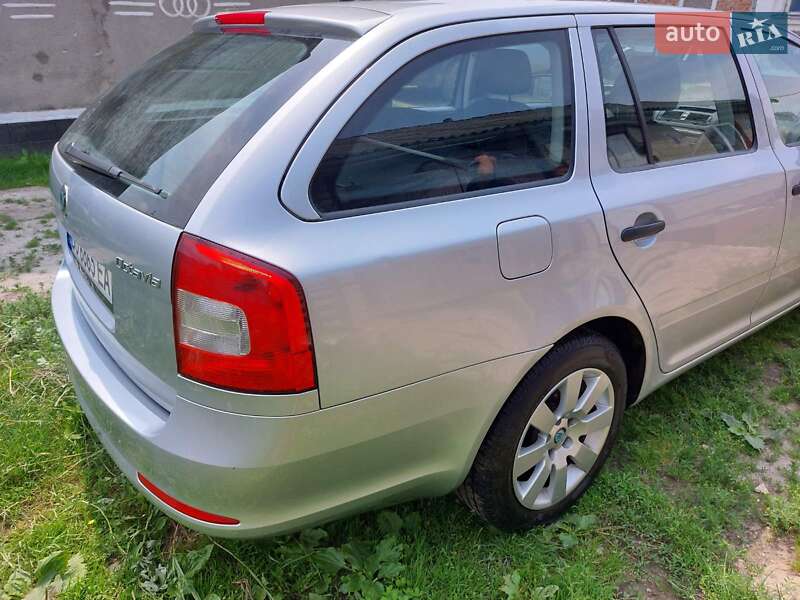 Универсал Skoda Octavia 2013 в Кременце фото 32 Универсал Skoda Octavia 2013 в Кременце