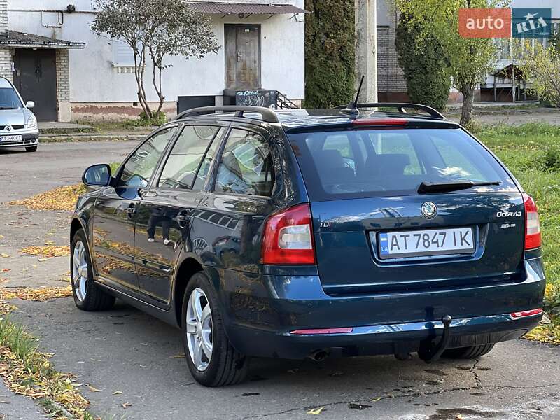 Универсал Skoda Octavia 2011 в Калуше