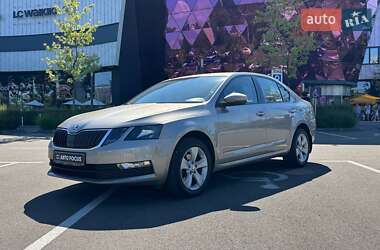 Лифтбек Skoda Octavia 2018 в 
