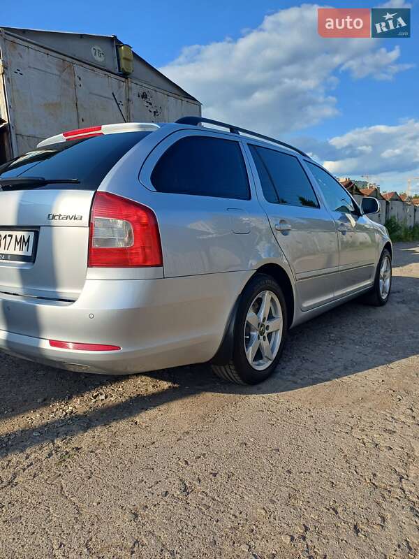 Універсал Skoda Octavia 2011 в Львові