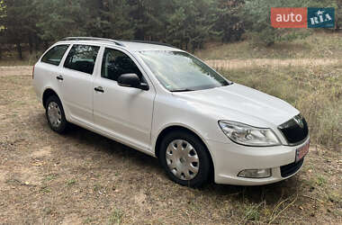 Универсал Skoda Octavia 2010 в 