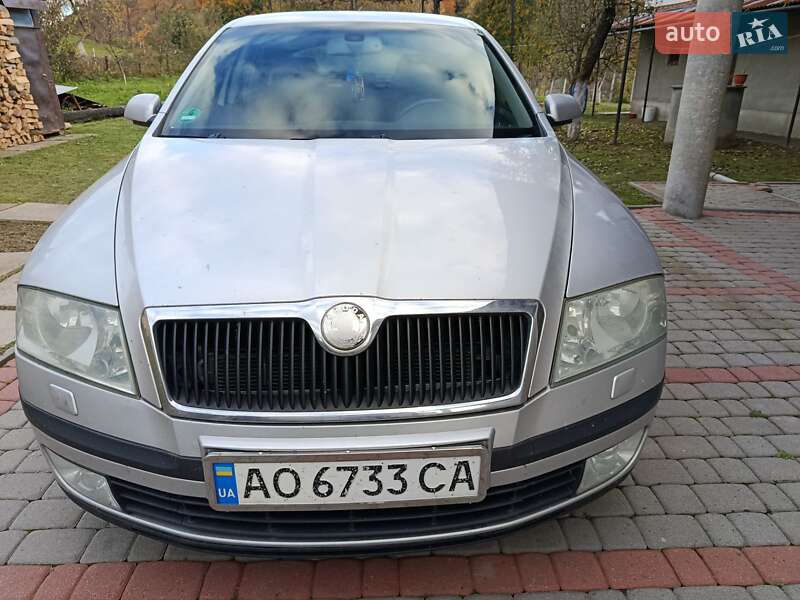 Лифтбек Skoda Octavia 2005 в Иршаве фото Лифтбек Skoda Octavia 2005 в Иршаве