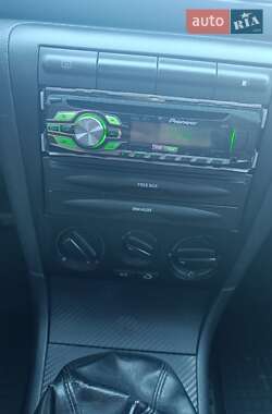 Лифтбек Skoda Octavia 2009 в 