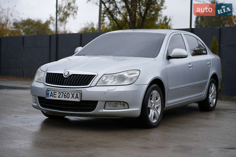 Ліфтбек Skoda Octavia 2010 в Дніпрі фото 5 Ліфтбек Skoda Octavia 2010 в Дніпрі