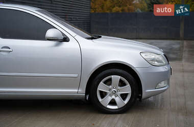 Лифтбек Skoda Octavia 2010 в 
