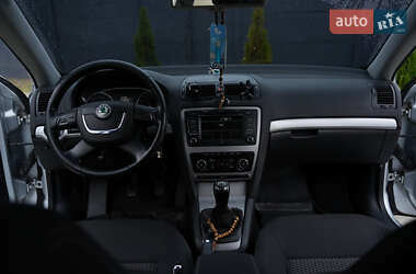 Лифтбек Skoda Octavia 2010 в 