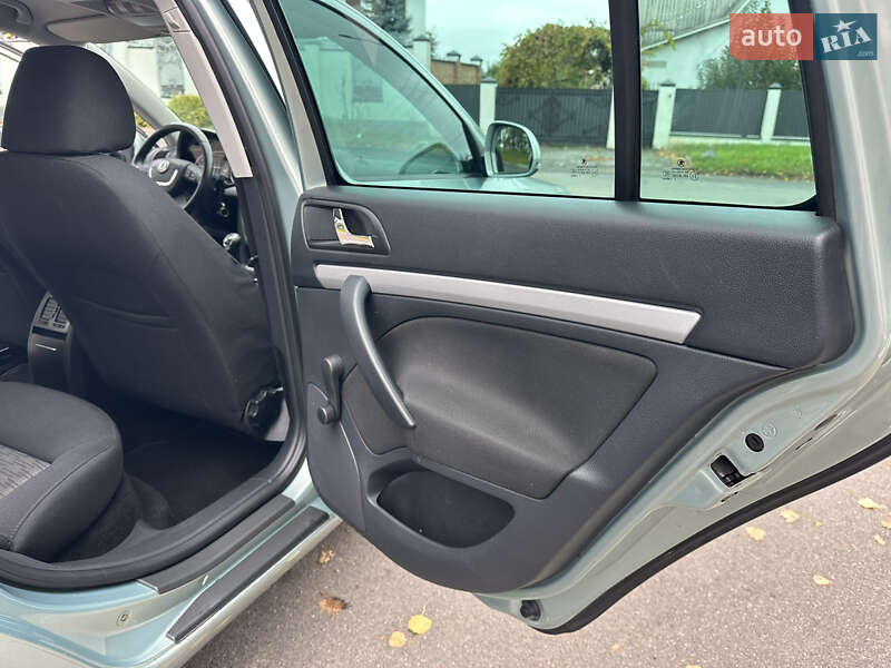 Универсал Skoda Octavia 2012 в Виннице