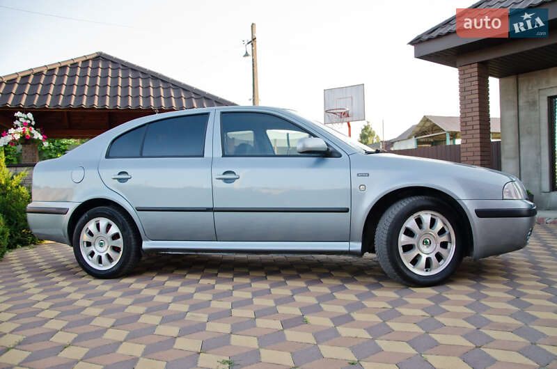 Лифтбек Skoda Octavia 2004 в Нежине