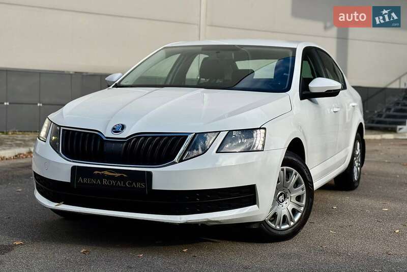 Лифтбек Skoda Octavia 2019 в Киеве