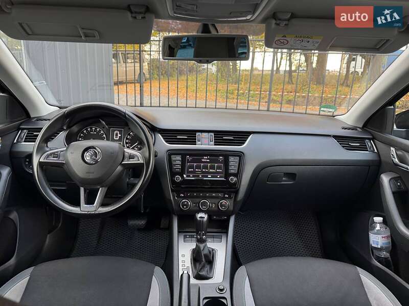 Універсал Skoda Octavia 2016 в Хмельницькому