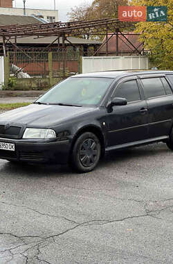 Универсал Skoda Octavia 2002 в  фото 3 Универсал Skoda Octavia 2002 в