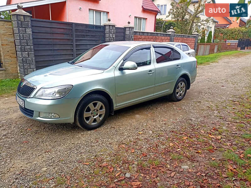 Ліфтбек Skoda Octavia 2010 в Ужгороді фото 11 Ліфтбек Skoda Octavia 2010 в Ужгороді