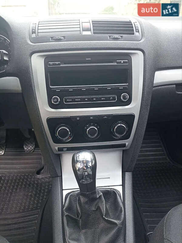 Ліфтбек Skoda Octavia 2010 в Ужгороді фото 19 Ліфтбек Skoda Octavia 2010 в Ужгороді