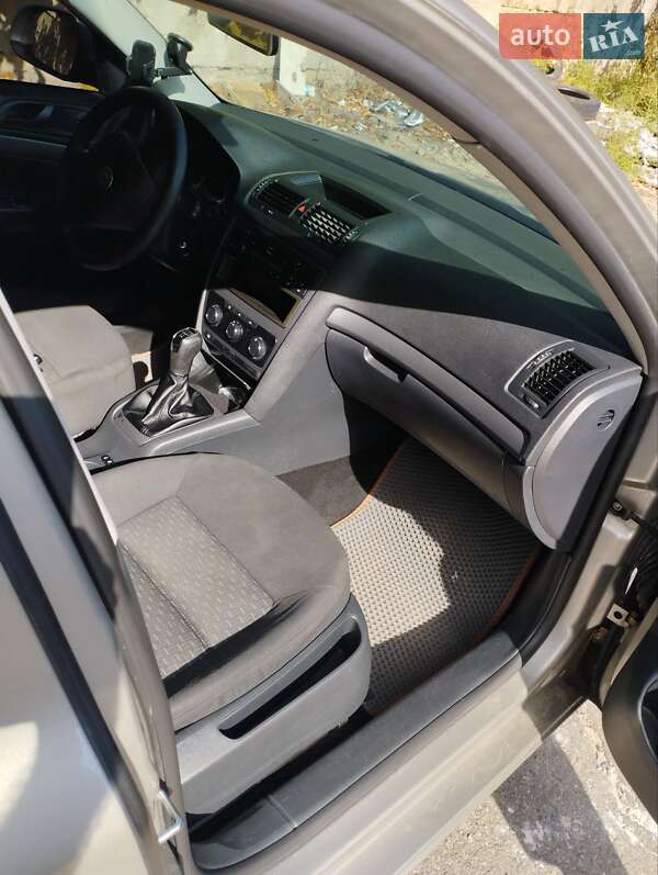 Ліфтбек Skoda Octavia 2011 в Києві фото 21 Ліфтбек Skoda Octavia 2011 в Києві