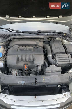 Ліфтбек Skoda Octavia 2004 в  фото 7 Ліфтбек Skoda Octavia 2004 в