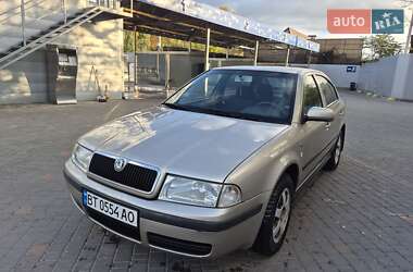 Лифтбек Skoda Octavia 2004 в Николаеве