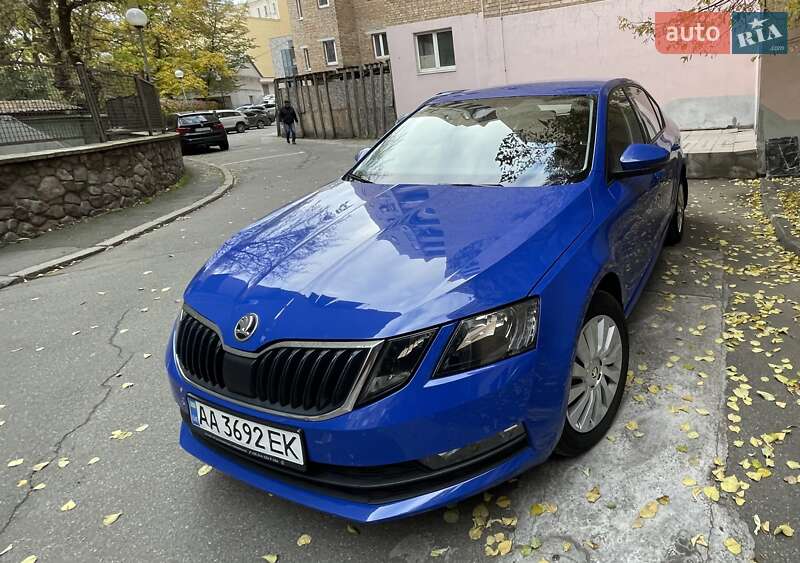 Лифтбек Skoda Octavia 2019 в Киеве фото Лифтбек Skoda Octavia 2019 в Киеве