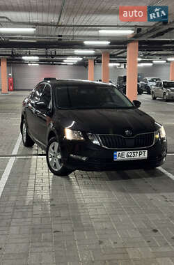Лифтбек Skoda Octavia 2017 в Киеве