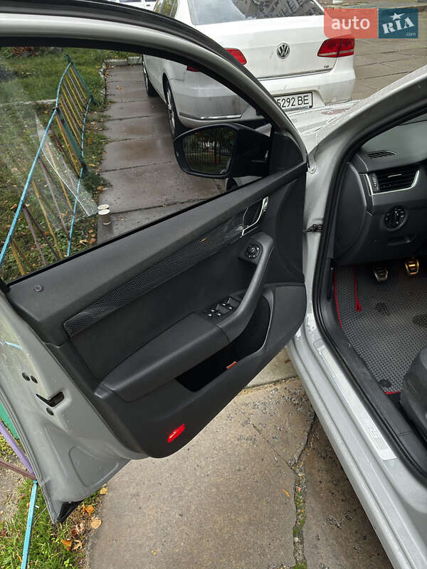 Універсал Skoda Octavia 2016 в Києві фото 12 Універсал Skoda Octavia 2016 в Києві