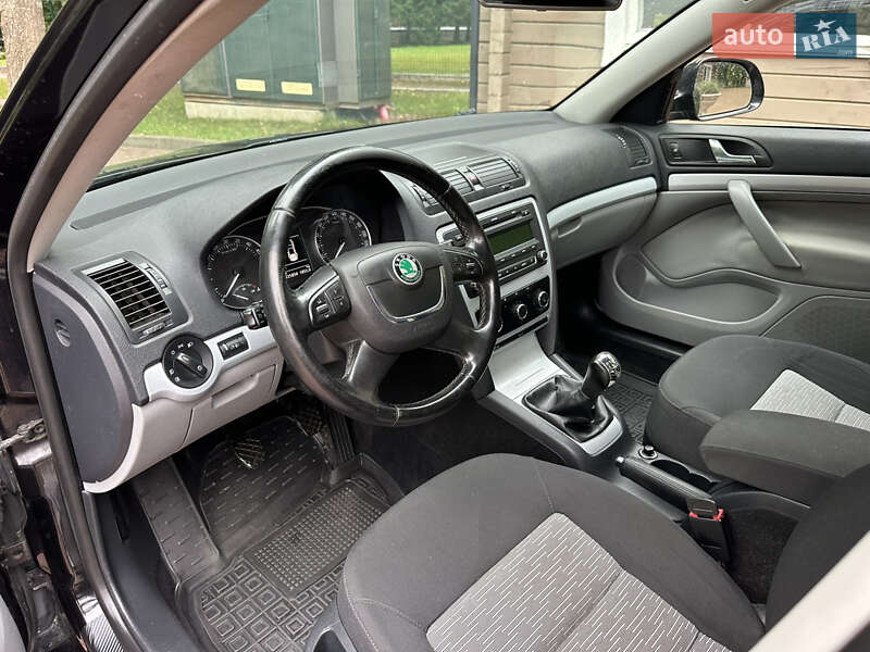 Универсал Skoda Octavia 2010 в Киеве фото 31 Универсал Skoda Octavia 2010 в Киеве