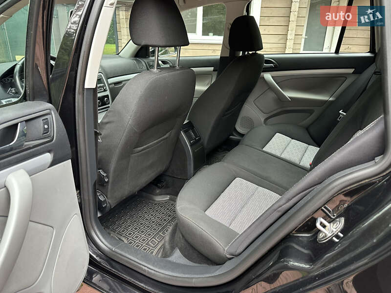 Универсал Skoda Octavia 2010 в Киеве фото 37 Универсал Skoda Octavia 2010 в Киеве