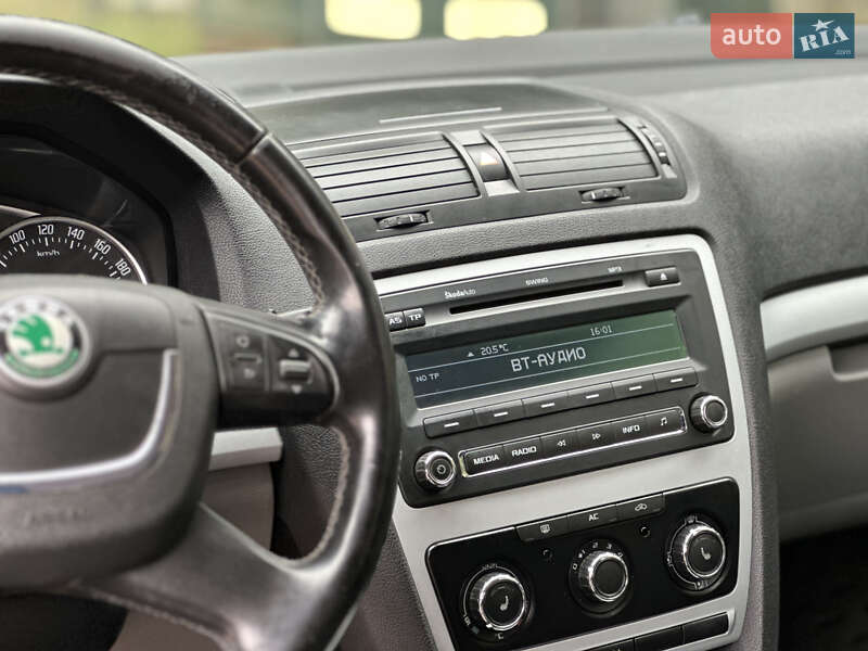 Универсал Skoda Octavia 2010 в Киеве фото 41 Универсал Skoda Octavia 2010 в Киеве