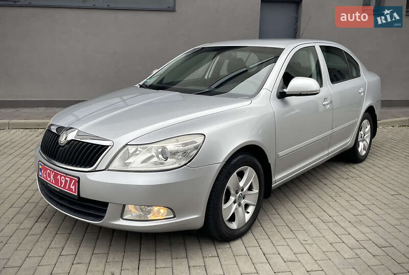 Лифтбек Skoda Octavia 2009 в Мукачево