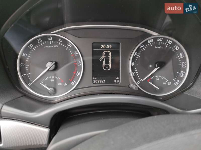 Универсал Skoda Octavia 2010 в Сарнах фото 10 Универсал Skoda Octavia 2010 в Сарнах