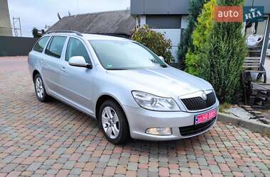 Універсал Skoda Octavia 2010 в Сарнах