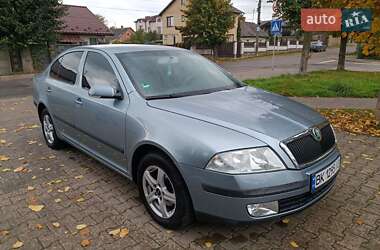 Лифтбек Skoda Octavia 2006 в  фото 5 Лифтбек Skoda Octavia 2006 в