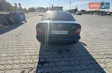 Лифтбек Skoda Octavia 1998 в 