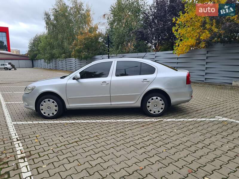 Ліфтбек Skoda Octavia 2011 в Києві фото 5 Ліфтбек Skoda Octavia 2011 в Києві